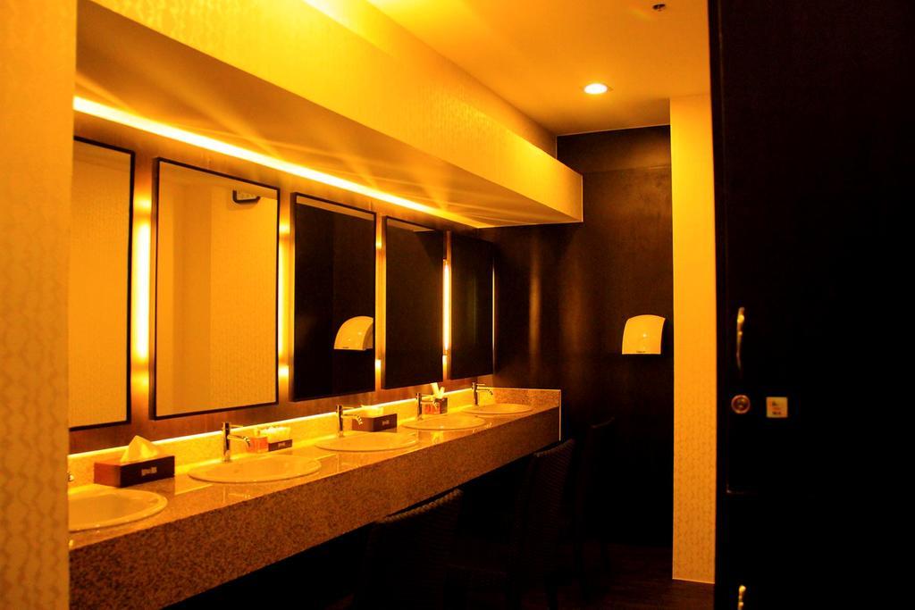 Sun Plaza Subic Hotel Olongapo Ngoại thất bức ảnh