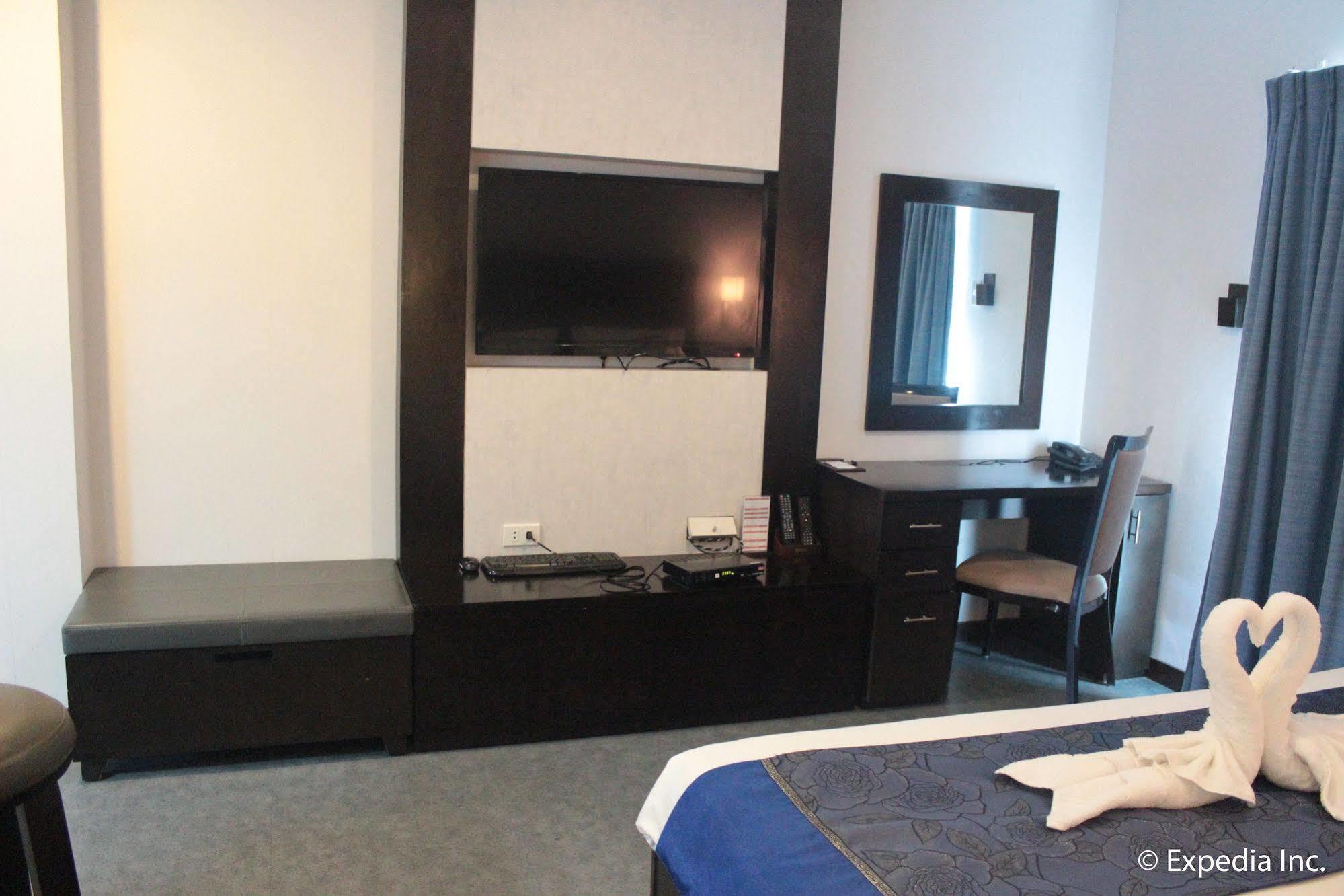 Sun Plaza Subic Hotel Olongapo Ngoại thất bức ảnh