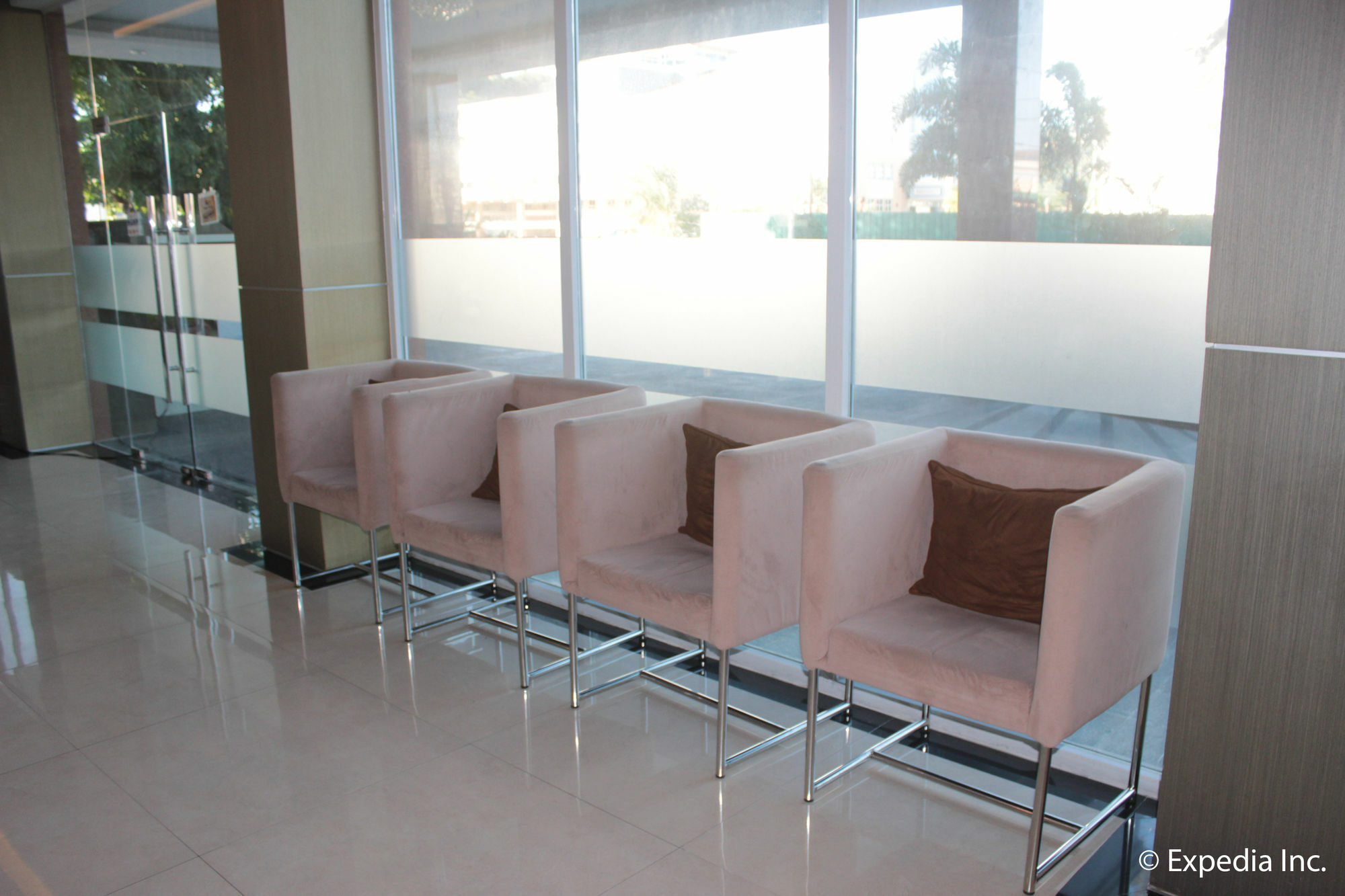 Sun Plaza Subic Hotel Olongapo Ngoại thất bức ảnh