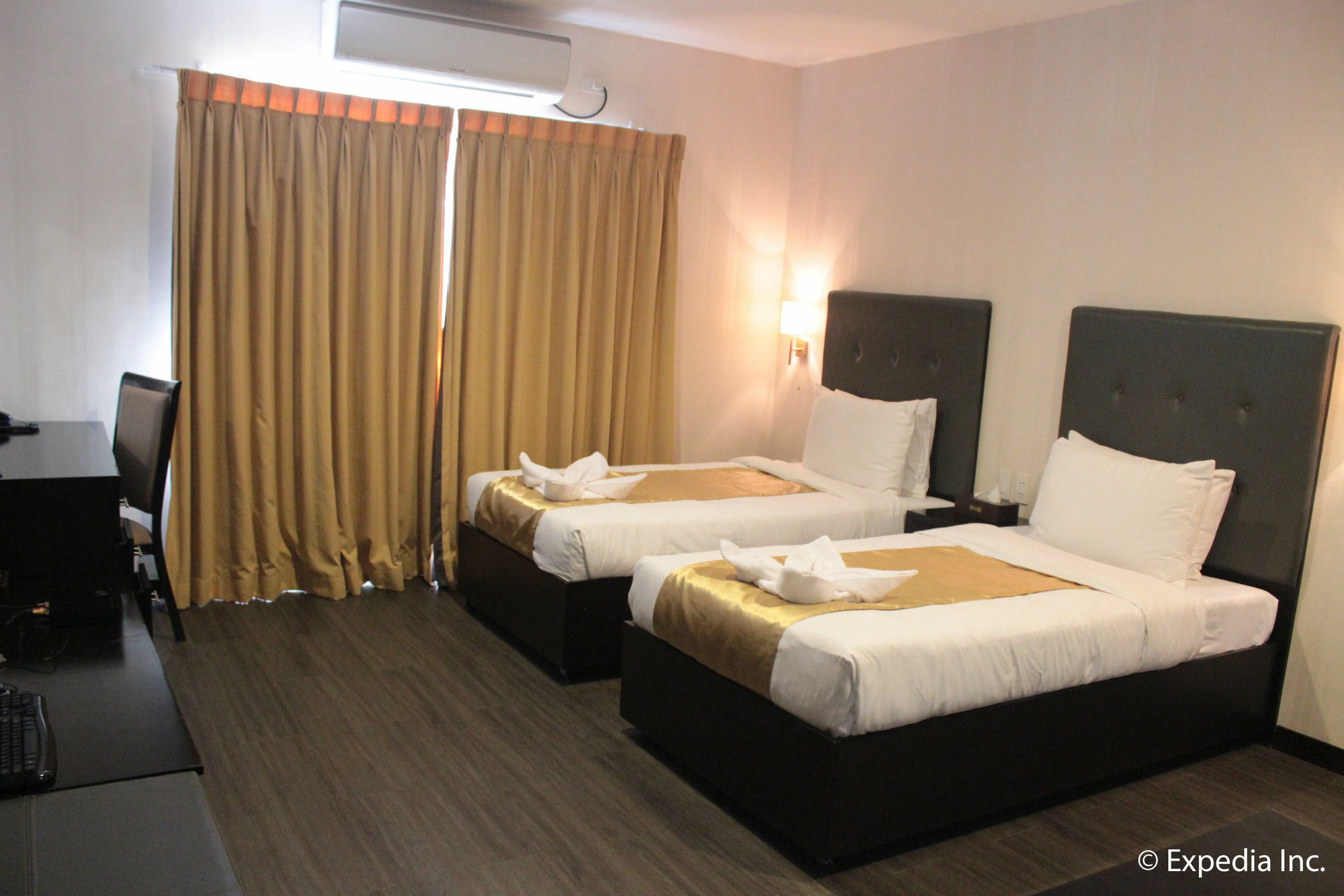 Sun Plaza Subic Hotel Olongapo Ngoại thất bức ảnh