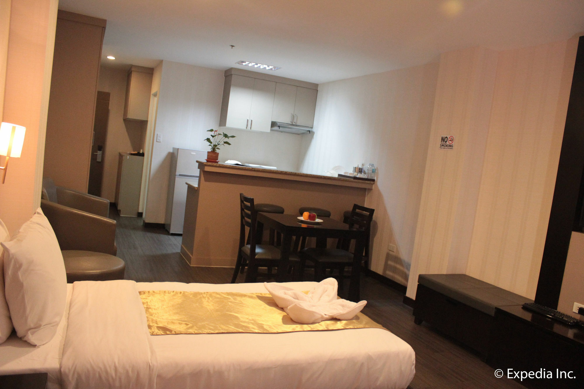 Sun Plaza Subic Hotel Olongapo Ngoại thất bức ảnh